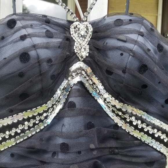 FORMAL GOWN SIZE 10, LUXGAL - Picture 7 of 8